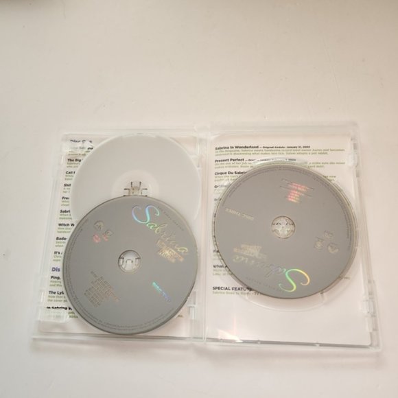 Sabrina the Teenage Witch: The Final Season, DVD NTSC, Full Screen TV Show - Picture 4 of 5